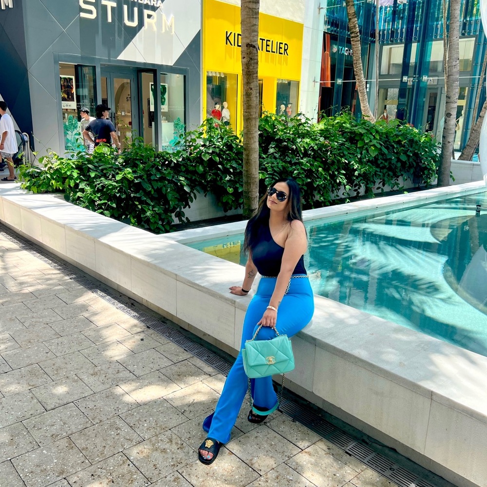 Meet your Posher, Nav